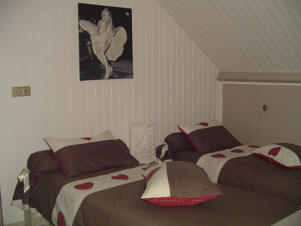 Chambre Crescia Vernouillet  Rum bild