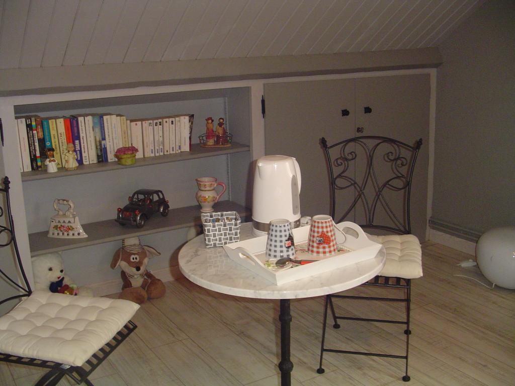 Chambre Crescia Vernouillet  Exteriör bild